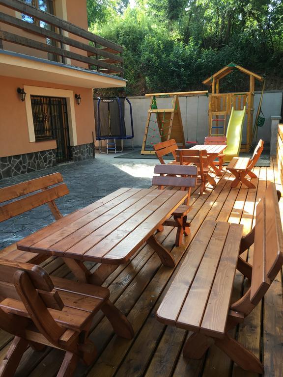 Holiday Home Skalka มีโต ป็อด จุมเบียรอม ภายนอก รูปภาพ
