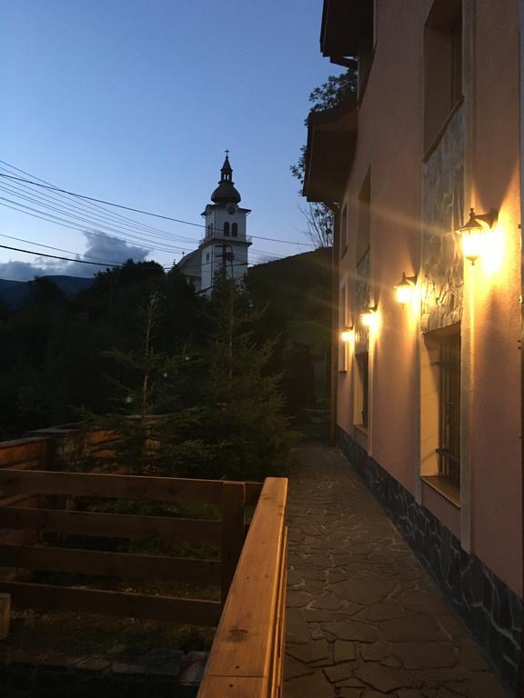 Holiday Home Skalka มีโต ป็อด จุมเบียรอม ภายนอก รูปภาพ