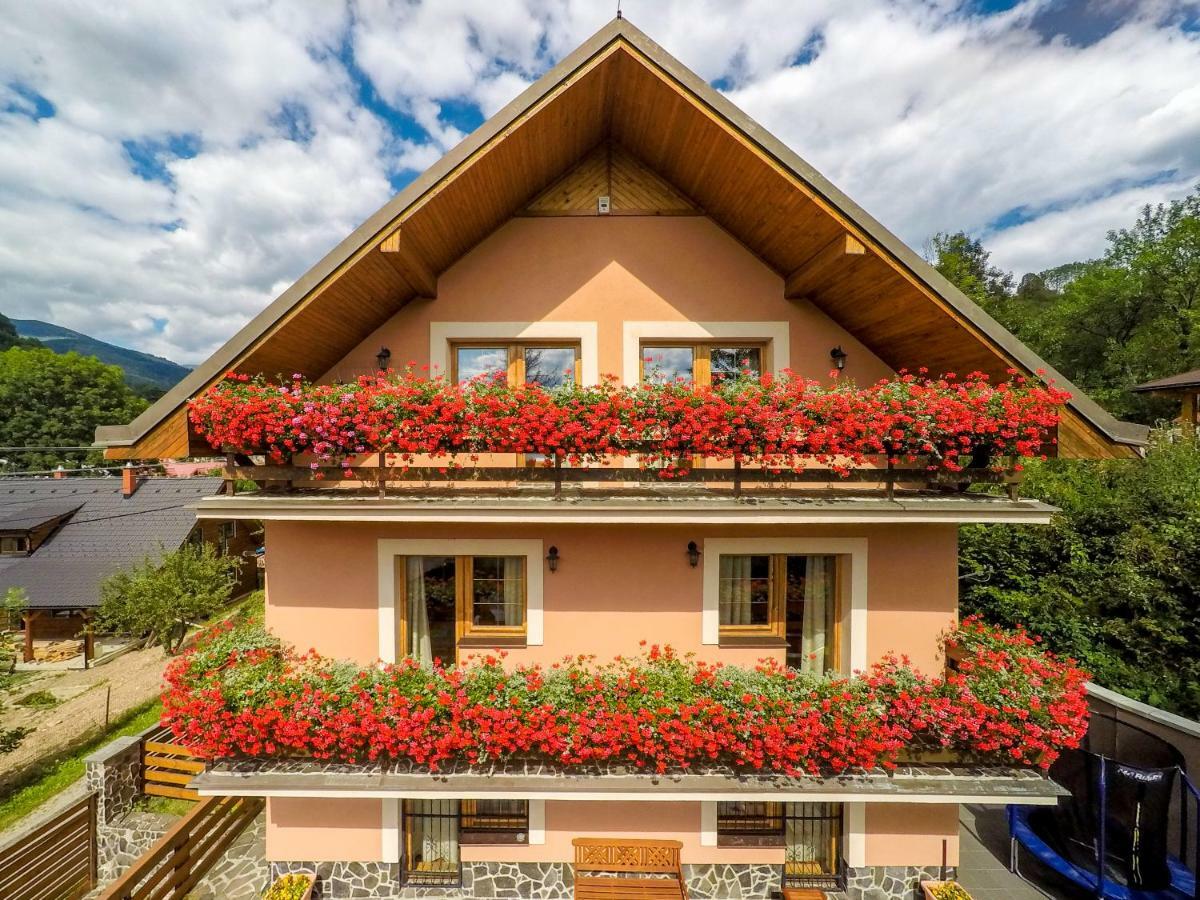 Holiday Home Skalka มีโต ป็อด จุมเบียรอม ภายนอก รูปภาพ