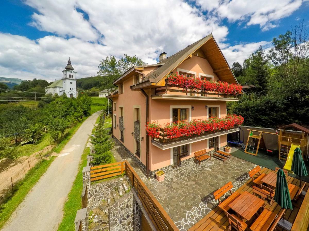 Holiday Home Skalka มีโต ป็อด จุมเบียรอม ภายนอก รูปภาพ