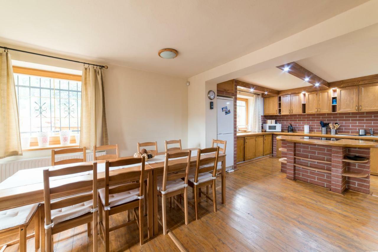 Holiday Home Skalka มีโต ป็อด จุมเบียรอม ภายนอก รูปภาพ