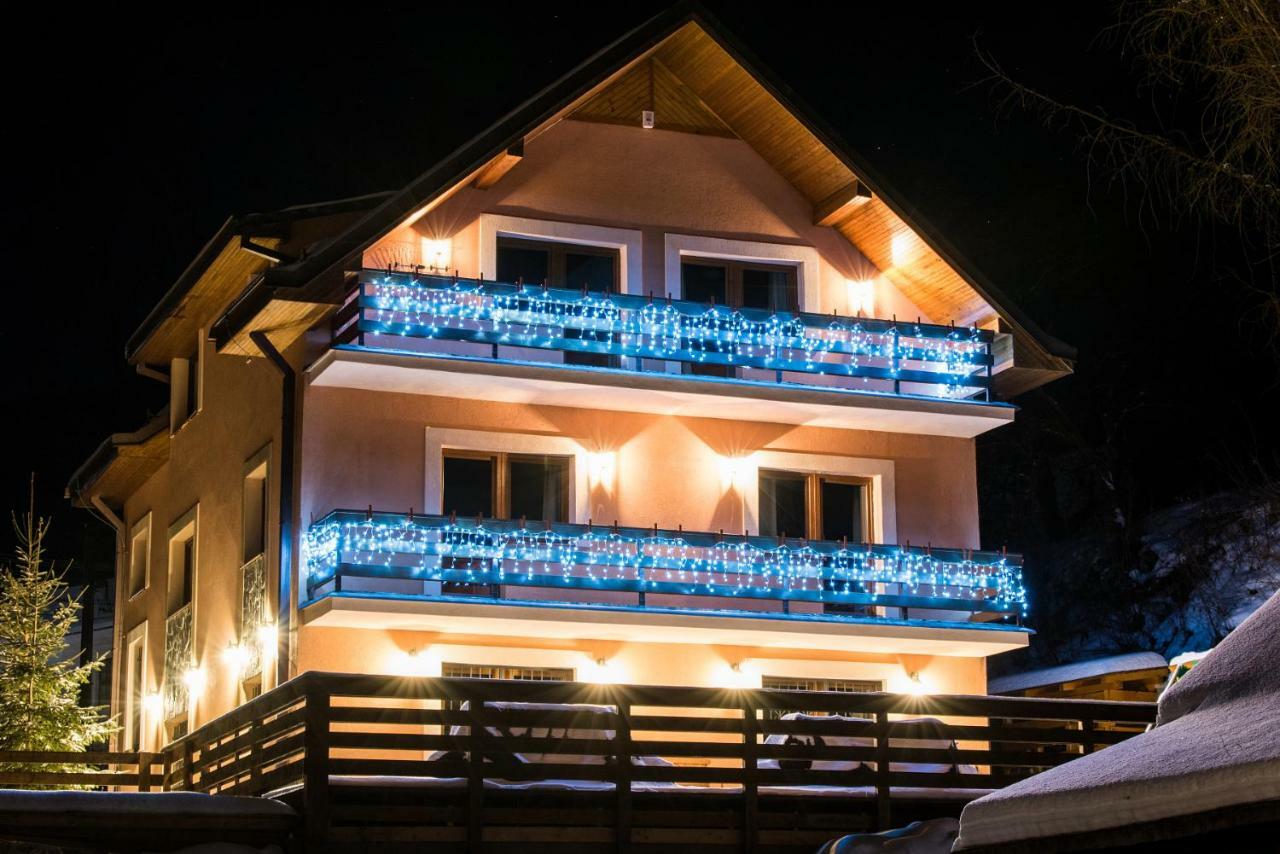 Holiday Home Skalka มีโต ป็อด จุมเบียรอม ภายนอก รูปภาพ
